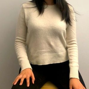 Ivory cropped sweater from Zara 🥰